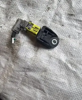 Toyota RAV 4 (XA30) Airbag deployment crash/impact sensor 8917342080 70127P01S