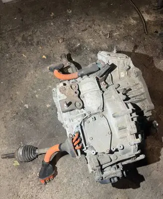 Toyota Prius (NHW20) Automatic gearbox 0438000010