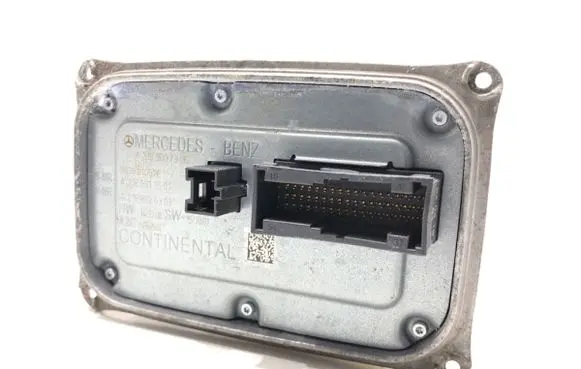 Mercedes-Benz CLS C218 X218 Voltage converter/converter module A2189007306