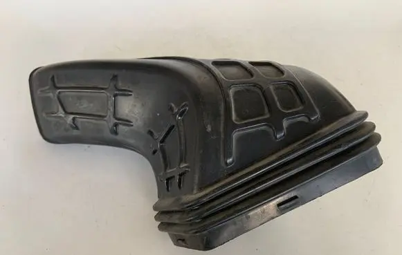 Audi A5 8T 8F Air intake duct part 8K0129739A