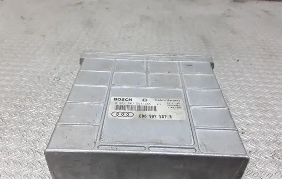 Audi A4 S4 B5 8D Engine control unit/module 8D0907557B 0261203554
