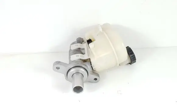 Ford Mustang VI Master brake cylinder FR3Z-2140-D FR3C-2A032-BB
