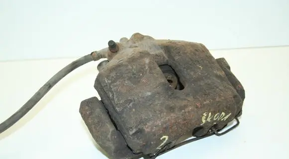 Skoda Octavia Mk2 (1Z) Front brake caliper