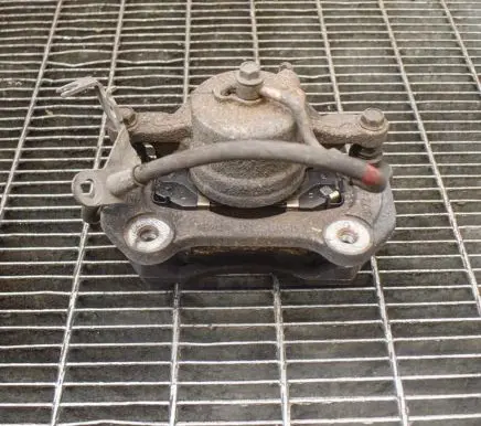 Hyundai Tucson TL Front brake caliper