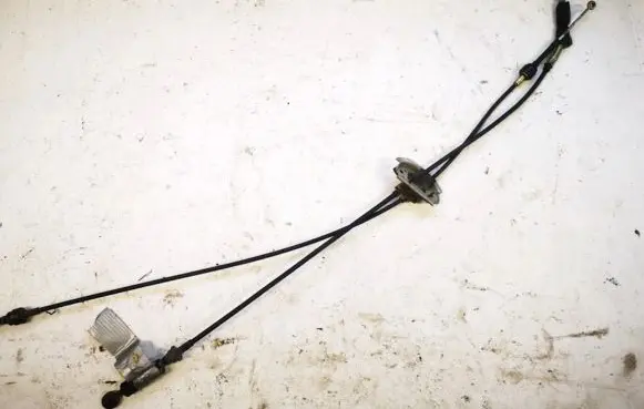 Gear shift cable linkage