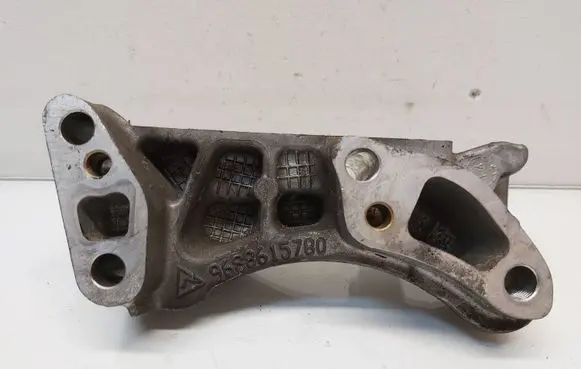 Peugeot Partner Engine mounting bracket 9688615780