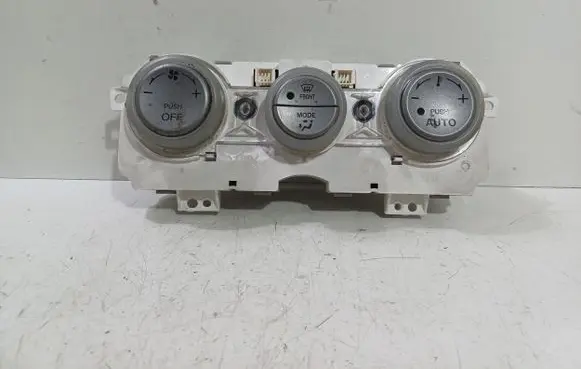 Mazda 6 Climate control unit E0002C
