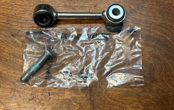 Mercedes-Benz E W210 Front anti-roll bar/stabilizer link A2103203789 2103203789 4047437073845