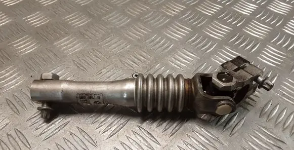 BMW 5 F10 F11 Steering column universal joint 6790490