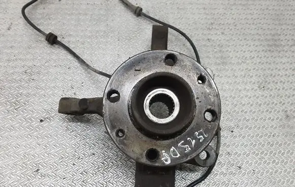 Nissan Micra Front wheel hub spindle knuckle