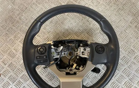 Lexus CT 200H Steering wheel 