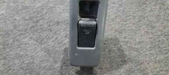 Mazda 626 Electric window control switch