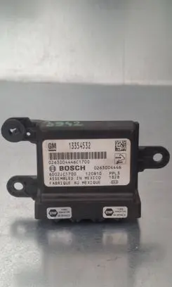 Opel Insignia A Parking PDC control unit/module 13354532