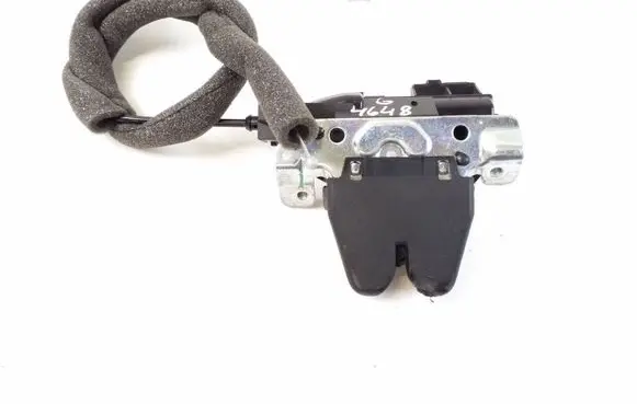 Mercedes-Benz E C207 W207 Loading door lock A2047500485