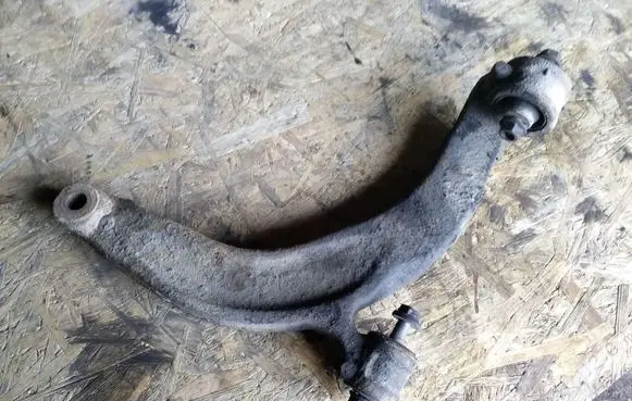 Volkswagen Transporter - Caravelle T5 Front lower control arm/wishbone