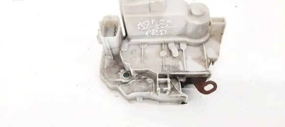 Fiat Bravo Front door lock 51798290