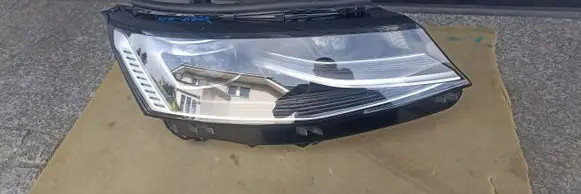 Volkswagen Transporter - Caravelle T7 Headlight/headlamp 7T1941082C