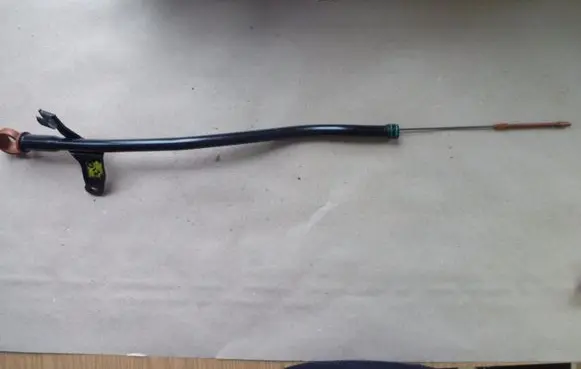 Oil level dip stick
