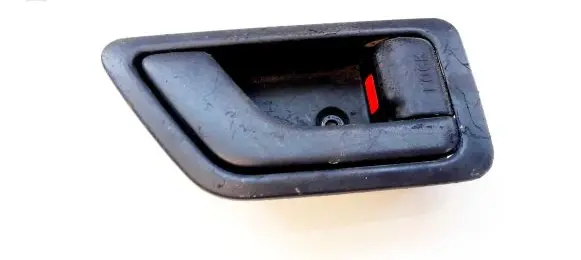 Hyundai Getz Front door interior handle 82621TB010 82621-TB010