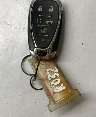 Chevrolet Camaro Ignition key/card 