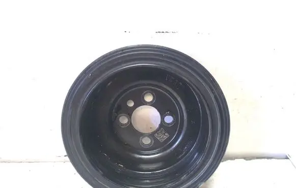 Audi A4 S4 B9 Crankshaft pulley 04L105243