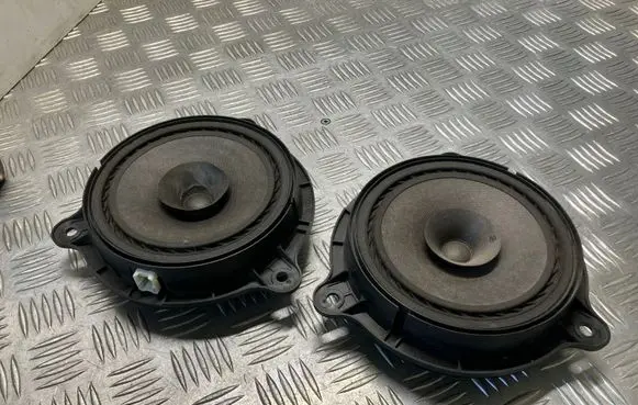 Nissan Cube Z12 Front door speaker 28156EU00A
