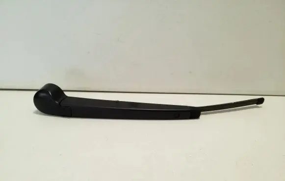 Skoda Kamiq Rear wiper blade arm 5K6955435 6R6955707B