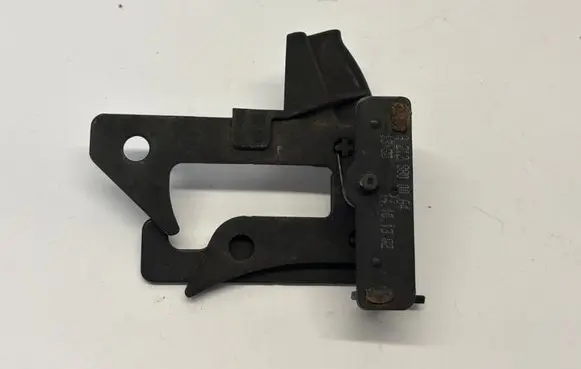 Mercedes-Benz E W212 Engine bonnet/hood lock/catch A2128800064