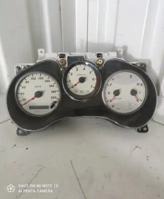 Toyota RAV 4 (XA20) Speedometer (instrument cluster) 838004A090 1575105200