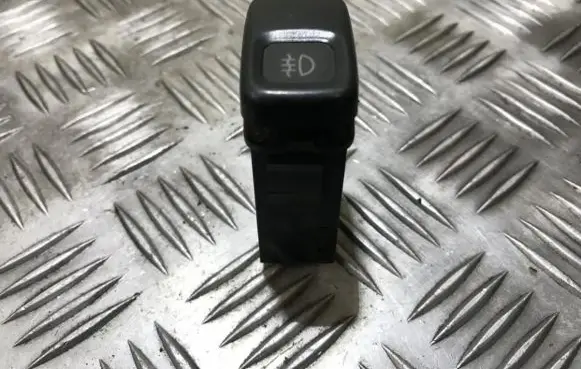 Fog light switch