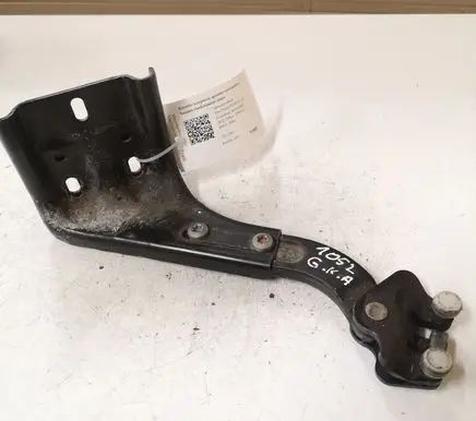 Mercedes-Benz Vito Viano W639 Sliding door lower roller guide/hinge A6397601647