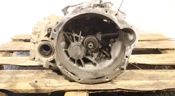 Manual 6 speed gearbox