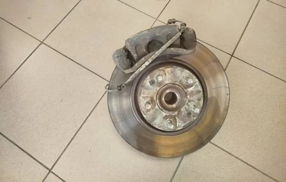 KIA Sportage Front wheel hub spindle knuckle 
