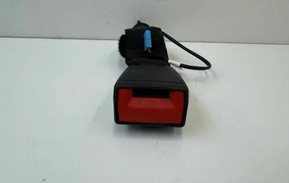 Porsche Macan (95B) Middle seatbelt buckle (rear) 95B857740A
