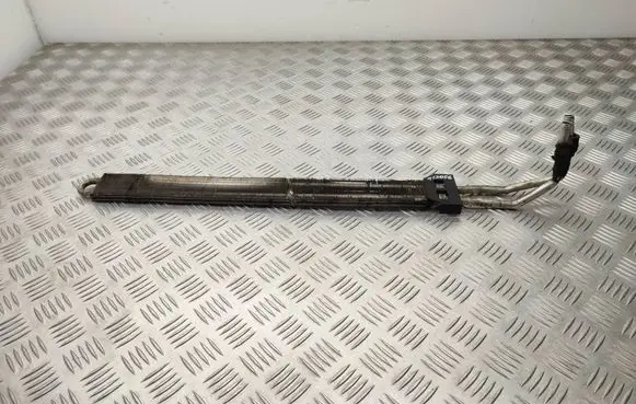 Volkswagen Touareg II Power steering radiator 7P0422885B