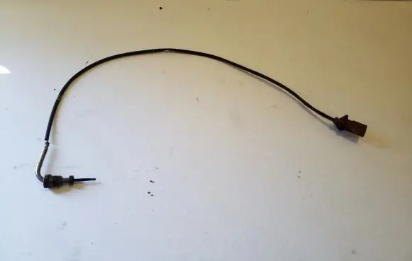 Exhaust gas temperature sensor