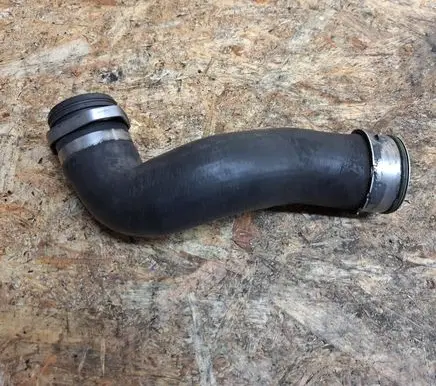 BMW 1 E81 E87 Intercooler hose/pipe 7800967 11617800967