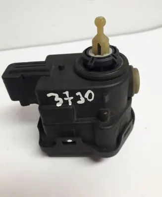 Renault Laguna II Headlight level adjustment motor 8200006664