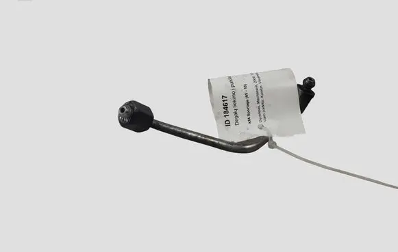 KIA Sportage Fuel injector supply line/pipe