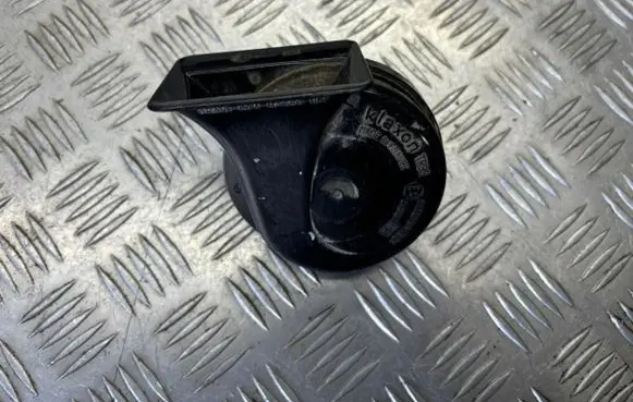 Volkswagen Golf IV Horn signal 092018