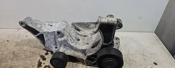 BMW X3 E83 Generator/alternator bracket 13992010 1116780253902
