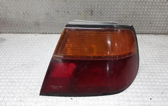 Nissan Almera Rear/tail lights