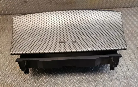 Mercedes-Benz C W203 Car ashtray 2036800852
