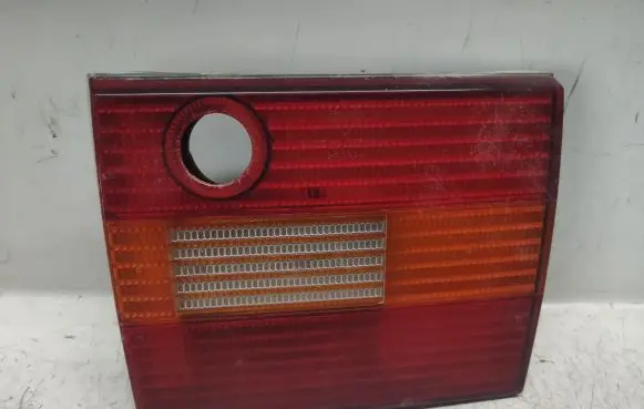 Volkswagen PASSAT B4 Tailgate rear/tail lights