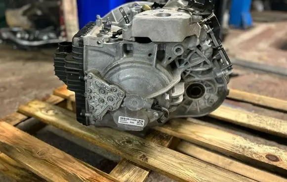 Chrysler Pacifica Automatic gearbox P68166504AD 68166504AD P68249614AA