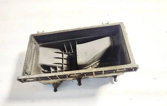 Jeep Patriot Air filter box 29961v