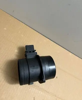 Volkswagen Eos Mass air flow meter 03G906461C 0281002735 14785236