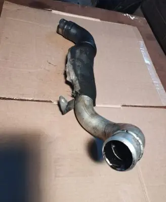Dodge Journey Intercooler hose/pipe 04891817AA