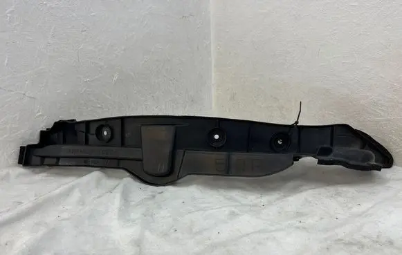 Toyota Prius (XW30) Fender end trim 5382747030