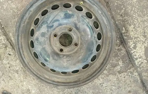 Renault Clio III R15 steel rim 